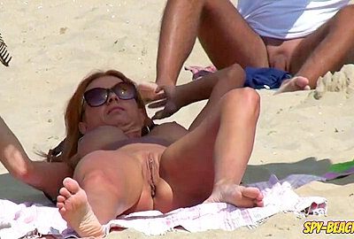 Big Tits Milf With Shaved Pussy Loves Public Nude Su