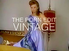 EARTH ANGEL – vintage striptease petite cutie