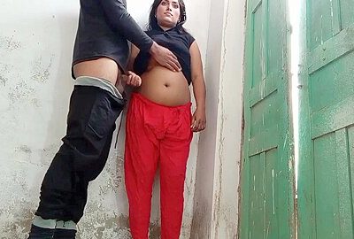 Leak Video Me Ne Aunty Ko Choda Oski Video Bana Le I Had Gone To Meet My Friend He Secretly Made A Video Of Me Fucked Me