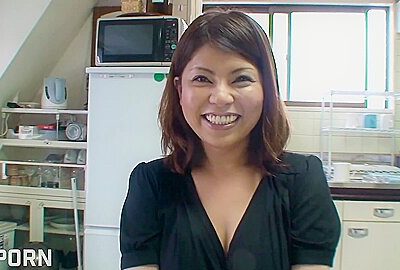 Real Amateur Japanes Milf Is Fucked Ta Home Made Style