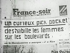 Vendeuse de Journauxgirl (1957)