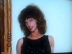 Vintage Milf Julie Masturbates