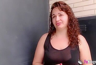 Young Spanish Plumper Eats Male Assholes During Her