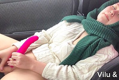 Catch Girl Masturbating In Car And Help Her To Cum